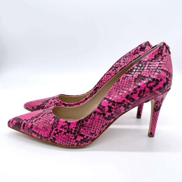 Guess Heels Pink Sexy Snake Embossesd Bennie Pumps - Picture 8 of 11
